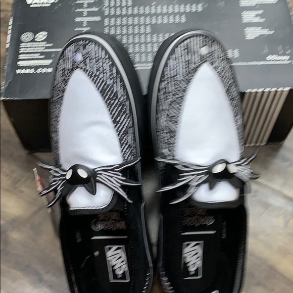 VANS CLASSIC SLIP-ON DISNEY Jack/Nightmare - Picture 13 of 15